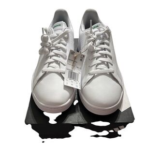 Adidas Advantage White Sneakers w/Green Details 10